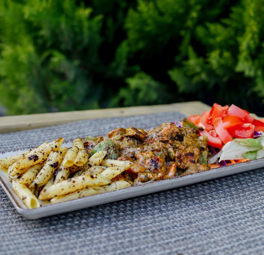 PESTO SOSLU TAVUK