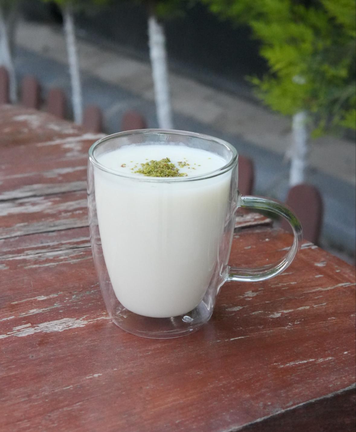 BEYAZ SICAK ÇİKOLATA