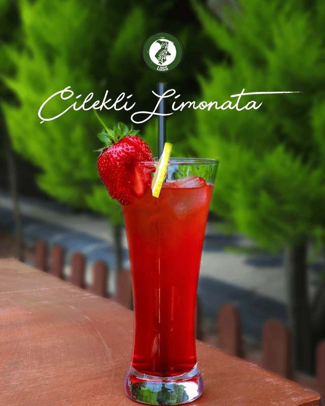 ÇİLEKLİ LİMONATA